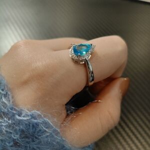 Elegant Silver and Blue Teardrop Ring